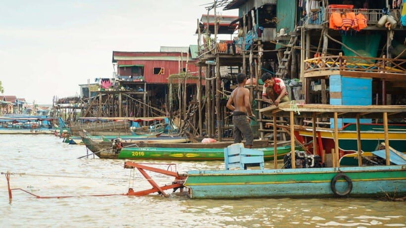 From Siem Reap: Kampong Phluk Floating Village Tour by Boat - Kampong Phluk Village Life: Stilted Homes, Floating Hospital, and Everyday Detail