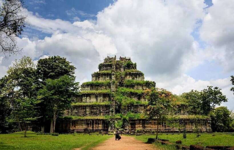 From Siem Reap: Koh Ker and Beng Mealea Temples Tour - Lunch break: where comfort meets self-pay planning