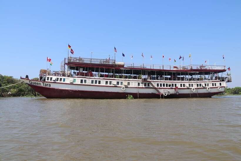 From Siem Reap: Tonle Sap Floating Village Tour - English Guide, Cold Towels, and Small-Group Comfort