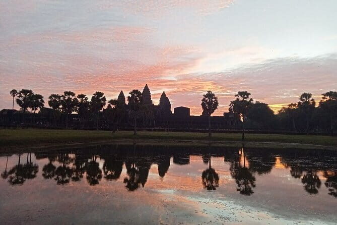 Full Day Angkor Wat Sunrise and Banteay Srei Tour - Photo tips you’ll feel grateful for