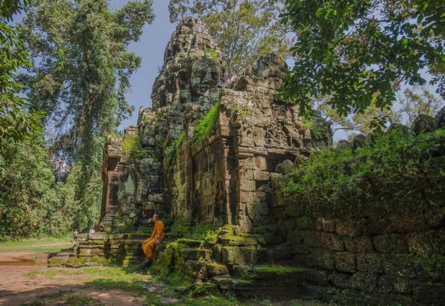 Full-Day Angkor Wat Sunrise and Sunset Private Tour - Small Circle temples: Ta Prohm and the morning-to-afternoon flow