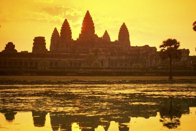 Full-Day Angkor Wat Sunrise Private Tour with Guide from Siem Reap - Price and value: what $60 gets you (and what you still pay for)