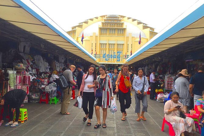 Full-Day Phnom Penh Sightseeing Tour & Killing Field - Choeng Ek Killing Fields: the “30 minutes” that still matters