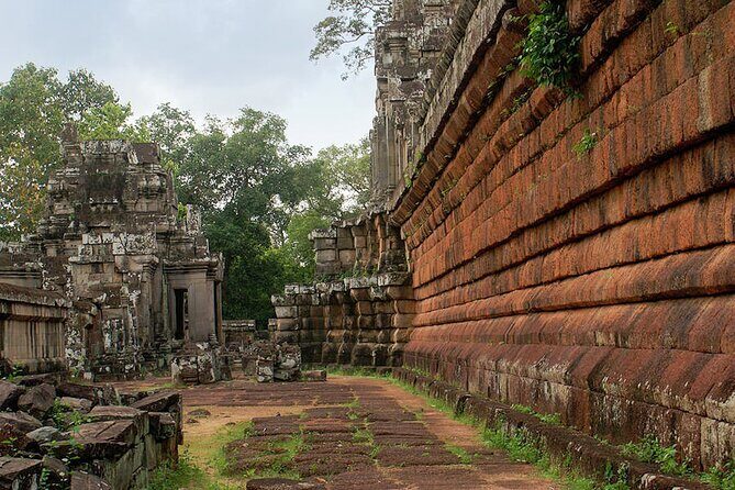 Full Day Small Group Tour Guide with Sun rise - Bayon Temple and the Angkor Thom face of Jayavarman VII