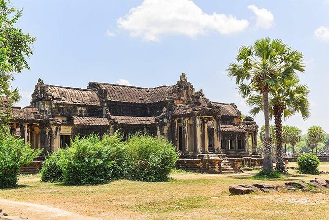 Full-Day Temples of Angkor Small Group Tour - Pickup time and how the morning flow works