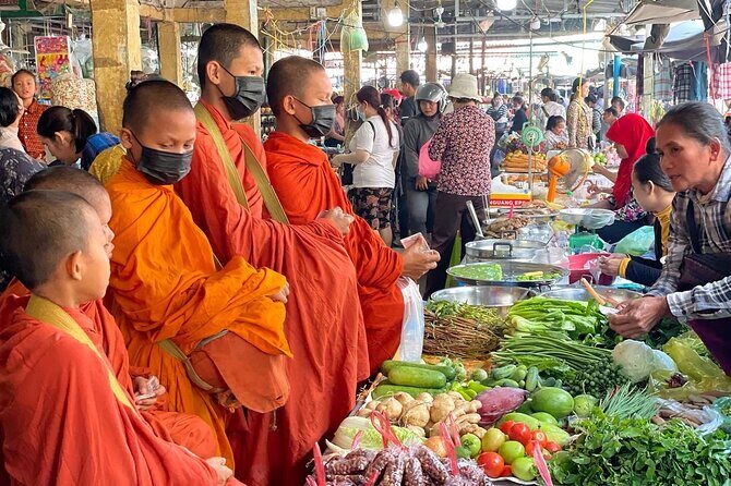 Full day tour by bicycle & tuk tuk,bamboo train,bat cave,villages - Key things to know before you go