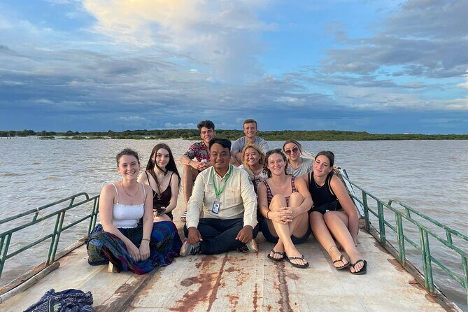 Half Day Kompong Pluck stilt home Village on Tonle Sap & Sunset - Wet Season Options: Canoe in Flooded Forest Areas