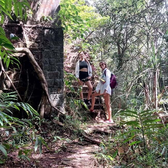 Kampot: Bokor Mountain tour by the experienced guide - The old royal-era and hill-station ruins: what to look for at the ridge stops