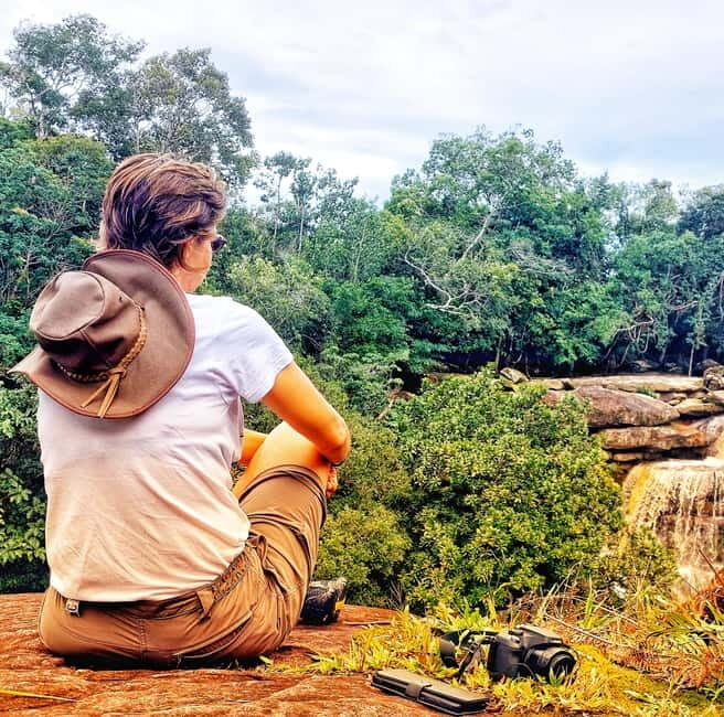 Kampot: Bokor Mountain tour by the experienced guide - Wat Sampov Pram: temple stop time that blends views with meaning