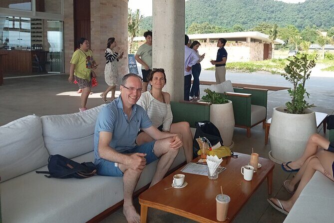 Kampot/Cambodia pepper farm . Cave. lake. Kep Crab market & more. - What the included drinks mean for a hot Cambodia day