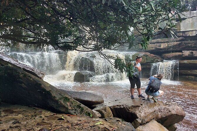Kampot Day Tour "Bokor National Park" - Stop 2: Lok Yeay Mao Monument and the meaning behind it