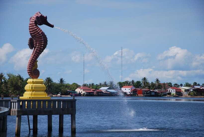 Kampot: Free Sunset Walking Tour - The riverside sunset: where the town slows down