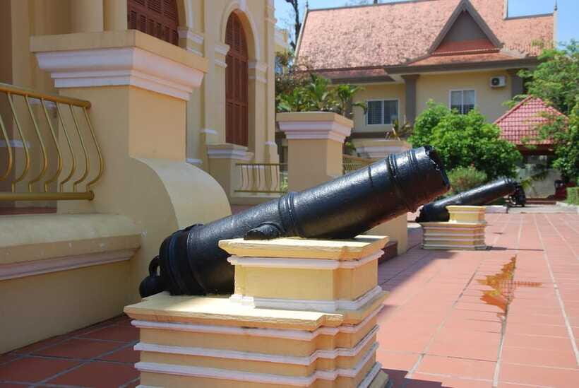 Kampot: Free Sunset Walking Tour - Who this tour fits best (and who should consider alternatives)