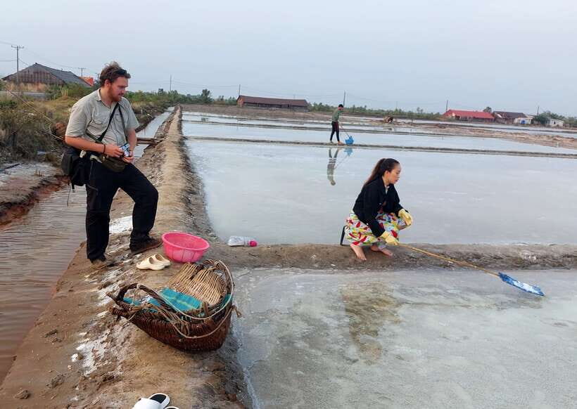 Kampot: Pepper Farm Tour, Salt Field, Cave & Secret Lake - Pepper farm at La Plantation: turning tastings into understanding