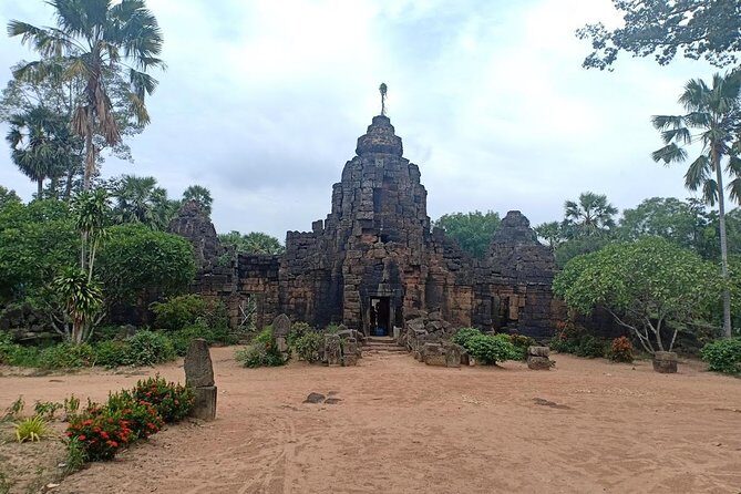 Killing Field & Paddy Rice Fields Tuk Tuk Adventure - The Tonle Bati lake break and lunch you don’t rush through