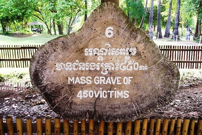 Killing Field & Paddy Rice Fields Tuk Tuk Adventure - Choeung Ek Killing Fields: what the audio tour adds