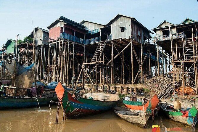 Kompong Phluk Village Tonle Sap Lake Half-Day Tour From Siem Reap - Market moments, snacks, and the pace of a half day
