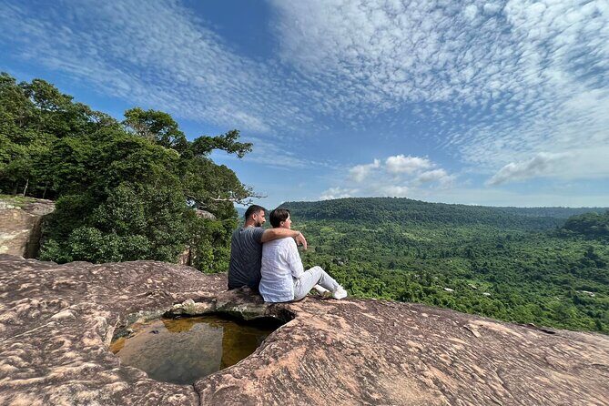 Kulen Mountain with Beng Mealea and Tonle Sap Small Group Tour - Poeng Ta Kho on Kulen Mountain: the birthplace story and the reclining Buddha carved in rock
