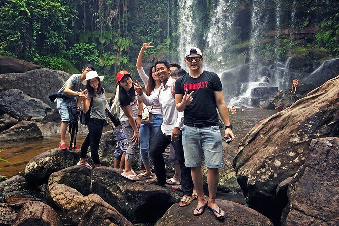 Kulen Mountain with Beng Mealea and Tonle Sap Small Group Tour - Preah Ang Thom and the 1000 Lingas: sacred climbs and sacred water