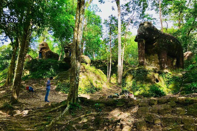 Kulen Waterfall Join-in Tour (local Picnic lunch) - Stop 1: Phnom Kulen National Park viewpoints and jungle trails