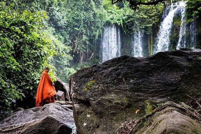 Kulen Waterfall Join-in Tour (local Picnic lunch) - Stop 3: Kulen Waterfall and the 45-minute swim challenge