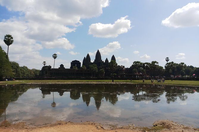One day Angkor temple tour with private driver - Angkor Wat in the Morning: Bas-Reliefs and the Central Tower Dress Code