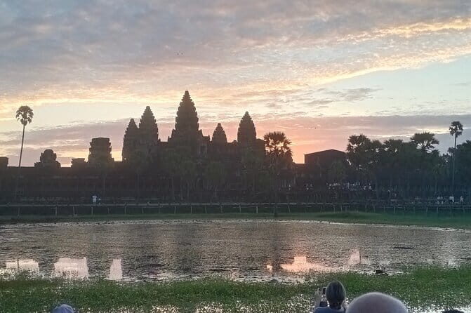 One Day Sunrise Private Tour at Angkorwat with Major Temples - Why the 4:45 a.m. Start Works Better Than a Later Visit