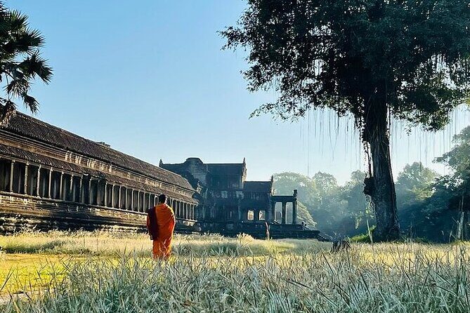 One Full Day Private tour of Angkor Wat, Ta Prohm, Angkor Thom & Banteay Srie - A 5:00 a.m. Angkor start that actually makes the day easier