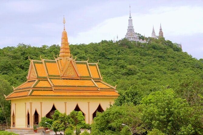 Oudong Mountain & Phnom Baset Private Tours from Phnom Penh - A Private Day Trip From Phnom Penh to Oudong and Phnom Baset