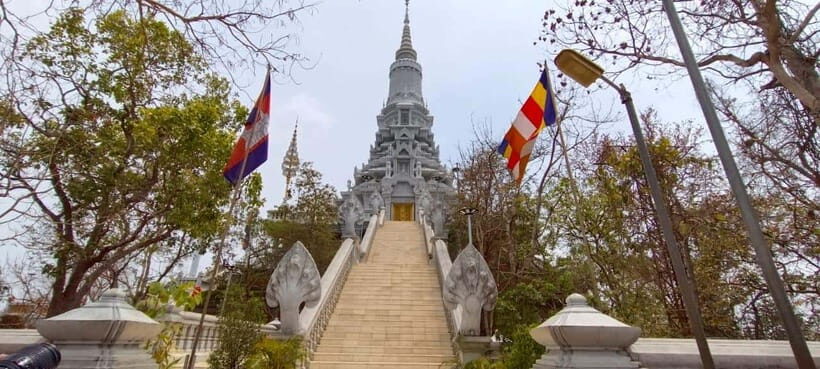 Oudong Mountain - Phnom Penh Former Capital Private Day Tour - Oudong Mountain: The Quiet Detour That Changes Your View of Phnom Penh