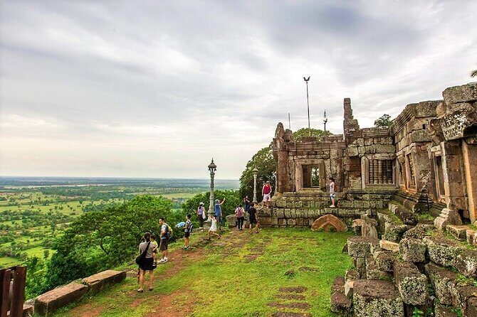 Phnom Chisor & Tonle Bati Private Tours from Phnom Penh - Price and Value: What $135 Really Covers