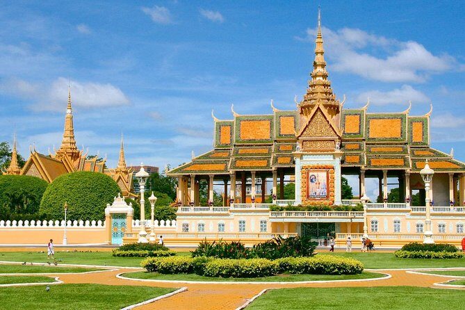 Phnom Penh City Tour, Silver Pagoda, Genocide Museum, Killing Fields - Choeung Ek Killing Fields: why the silence feels loud