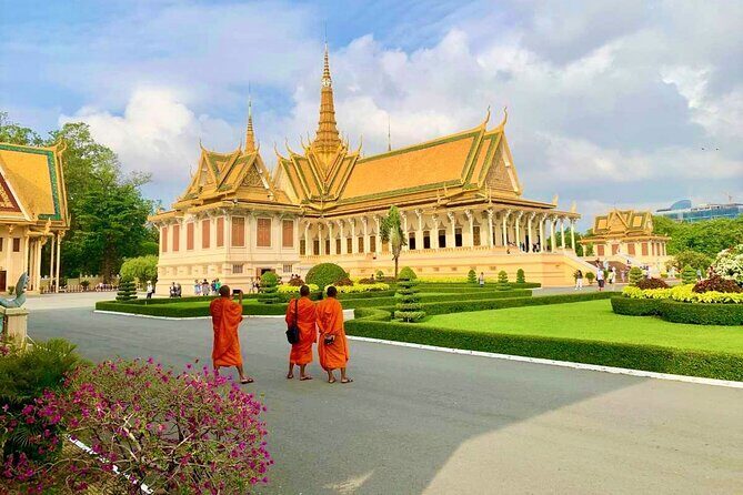 Phnom Penh Full Day Private Tour Included All Admission Tickets - How the day flows from market streets to memorial silence