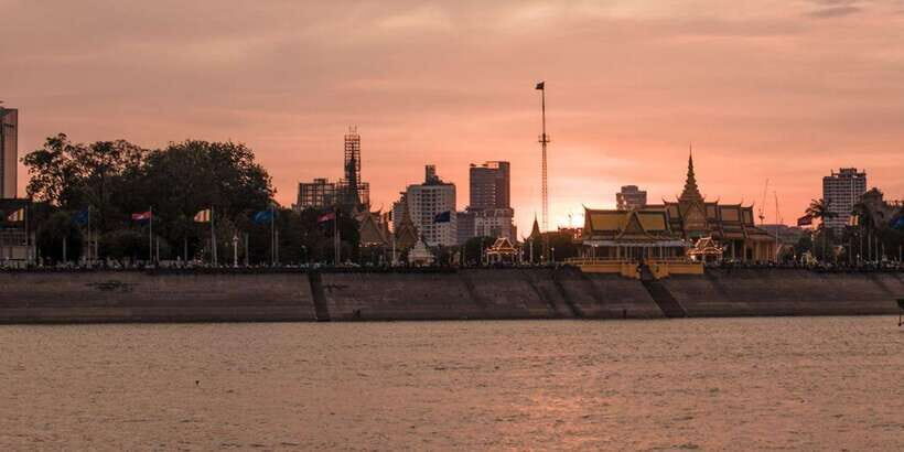 Phnom Penh: Sunset Cruise on Kanika Boat - What’s included (and what you’ll pay for on top)