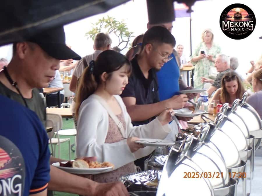 Phnom Penh: Sunset Cruise with Unlimited Beers & BBQ Buffet - Timing in Phnom Penh: Pickup at 4:15–4:30pm, Boat Around 5pm