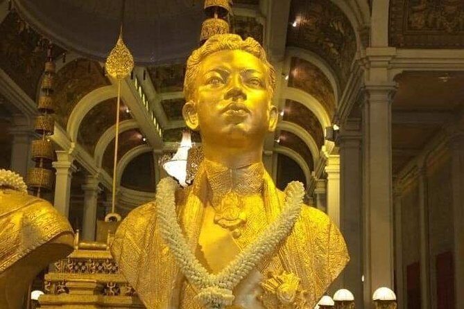 Phnom Penh Vital Discovery-Full Day Tour (Including all services) - Silver Pagoda to Central Market: Switching From Sacred to Street Life
