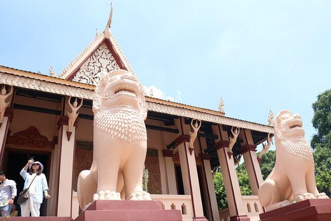 Phnom Penh Vital Discovery-Full Day Tour (Including all services) - Royal Palace and Silver Pagoda: Khmer Power Meets Sacred Detail