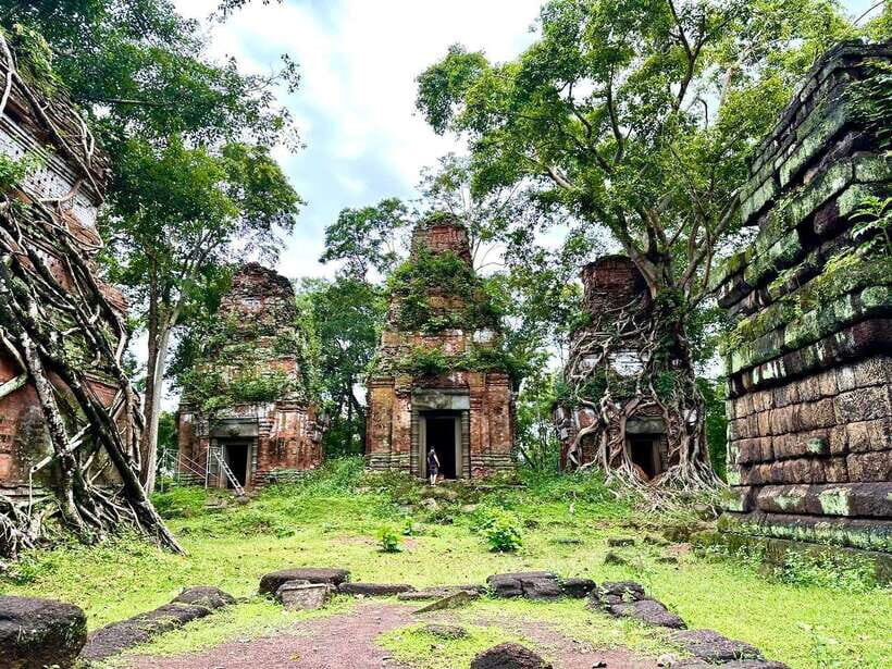 Preah Vihear: Full-Day Preah Vihear and Koh Ker Temple Tour - Preah Vihear and Koh Ker in One Long Day: What You Get