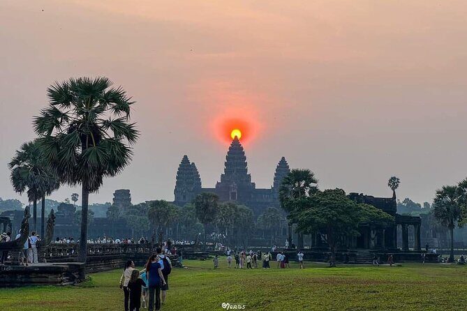 Private Angkor Sunrise Guided Tour - Step One: Getting Your Angkor Park Tickets Sorted