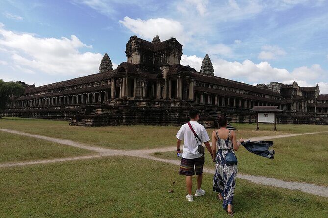 Private Angkor Wat Temple Tour - Angkor Wat: the 12th-century icon and your 3-hour guided walk