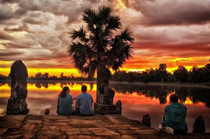 Private Angkor Wat Tour from Siem Reap - Angkor Thom’s south gate: demons, gods, and a giant naga