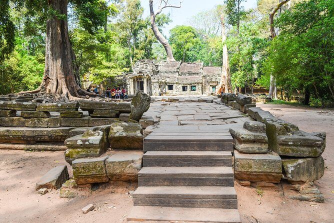Private Full-Day Angkor Temple and Sunset Viewing with Lunch - A private run through Angkor’s top hits, with Pre Rup sunset