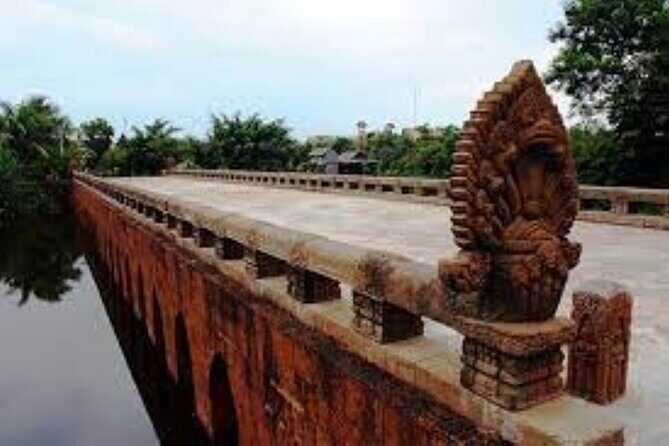 Private Taxi Phnom Penh to Siem Reap - English Spreaking Driver - Sambor Prei Kuk (UNESCO): A UNESCO Stop on a Tight Schedule