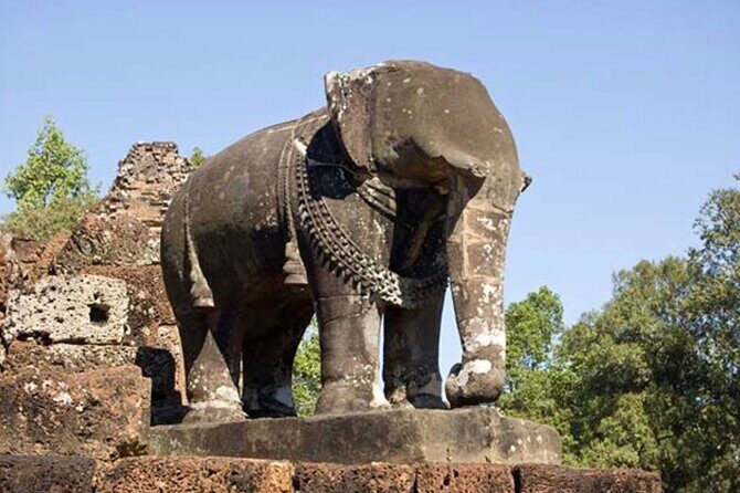 Private Taxi Siem Reap to Phnom Penh, Reliable Driver, Transfer - Stop 1: Kampong Kdei and the Spean Praptos Stone Bridge