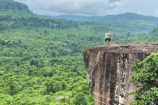 Private Vehicle - Kulen Waterfall and 1000 Lingas - How a private driver changes your Phnom Kulen experience