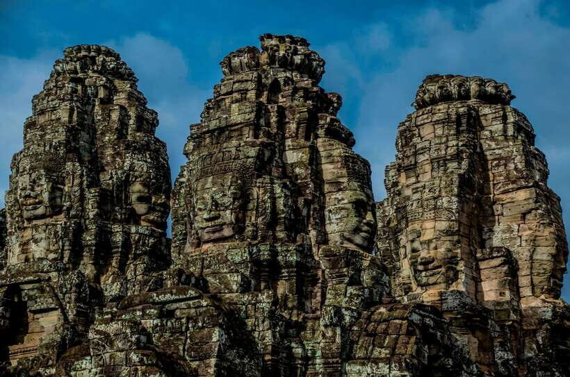 Seat-In-Coach: Small Circuit tour with Sunrise at Angkor Wat - Ta Prohm jungle ruins: the Tomb Raider vibe in real life