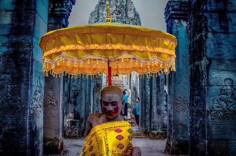 Seat-In-Coach: Small Circuit tour with Sunrise at Angkor Wat - Timing, pace, and how guides shape your day