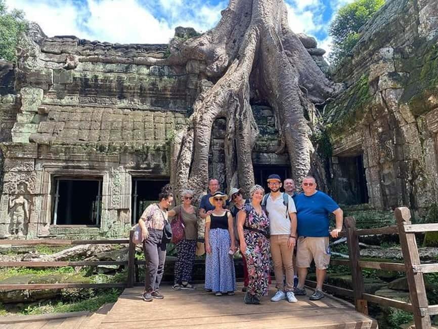 Siem Reap: 1-Day Angkor Tour with French-Speaking Guide - Angkor Wat: The Big Causeway Moment and Golden-Light Clues