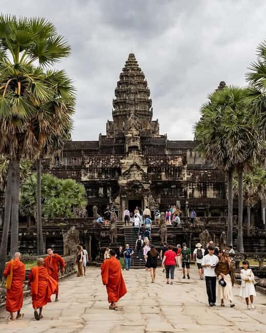 Siem Reap: 1-Day Angkor Tour with French-Speaking Guide - Pickup and Transport: Van Comfort Versus Tuk-Tuk Fun