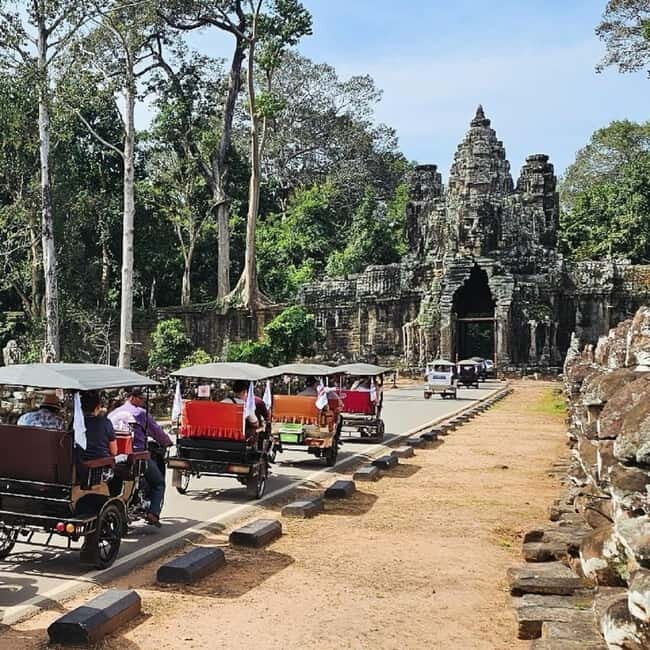Siem Reap: Angkor 1-Day Private Tour with Sunset or Sunrise - Angkor Wat in afternoon light: the world’s biggest draw